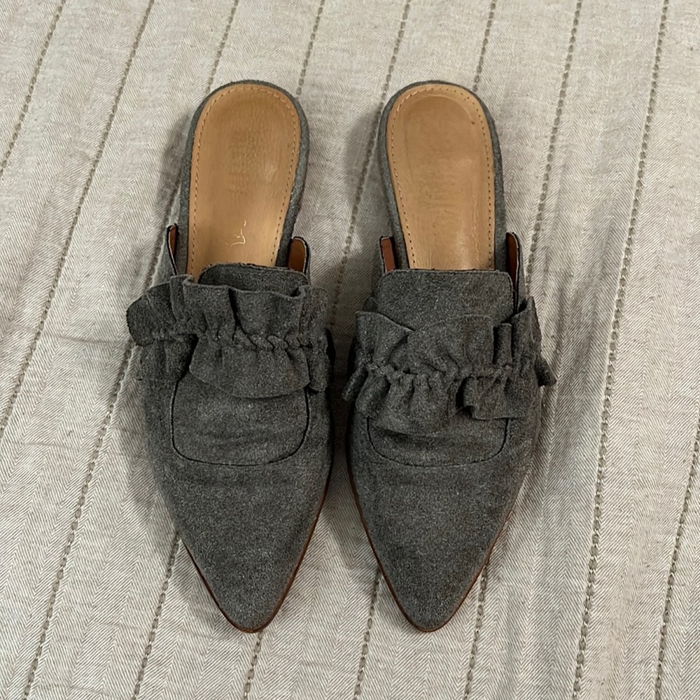 Gray flats